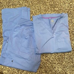 *HEMMED* Healing Hands purple label ciel scrub set